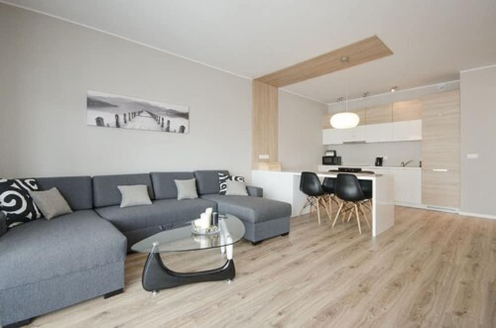 Dom & House - Old Town Waterlane Apartment Gdansk Luaran gambar