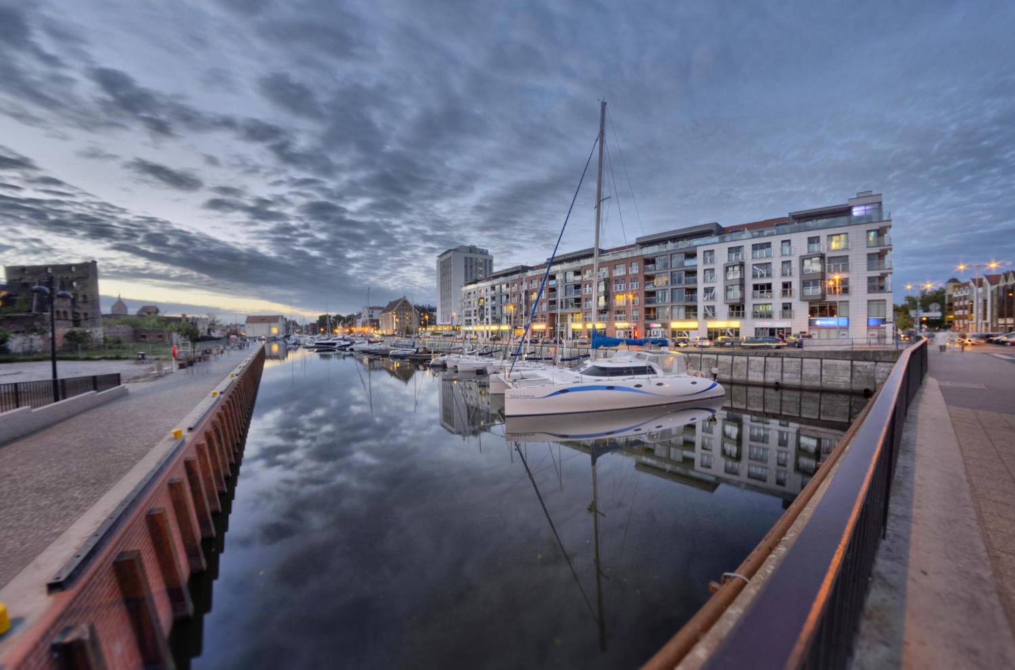 Dom & House - Old Town Waterlane Apartment Gdansk Luaran gambar